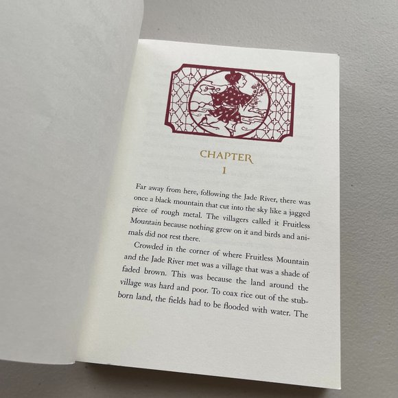 Where the Mountain Meets the Moon Youth Fiction Paperback Grace Lin 2011 - Picture 2 of 4